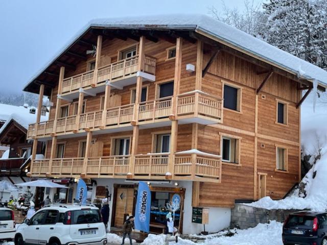 Les Amborzales Lägenhet Le Grand-Bornand Exteriör bild